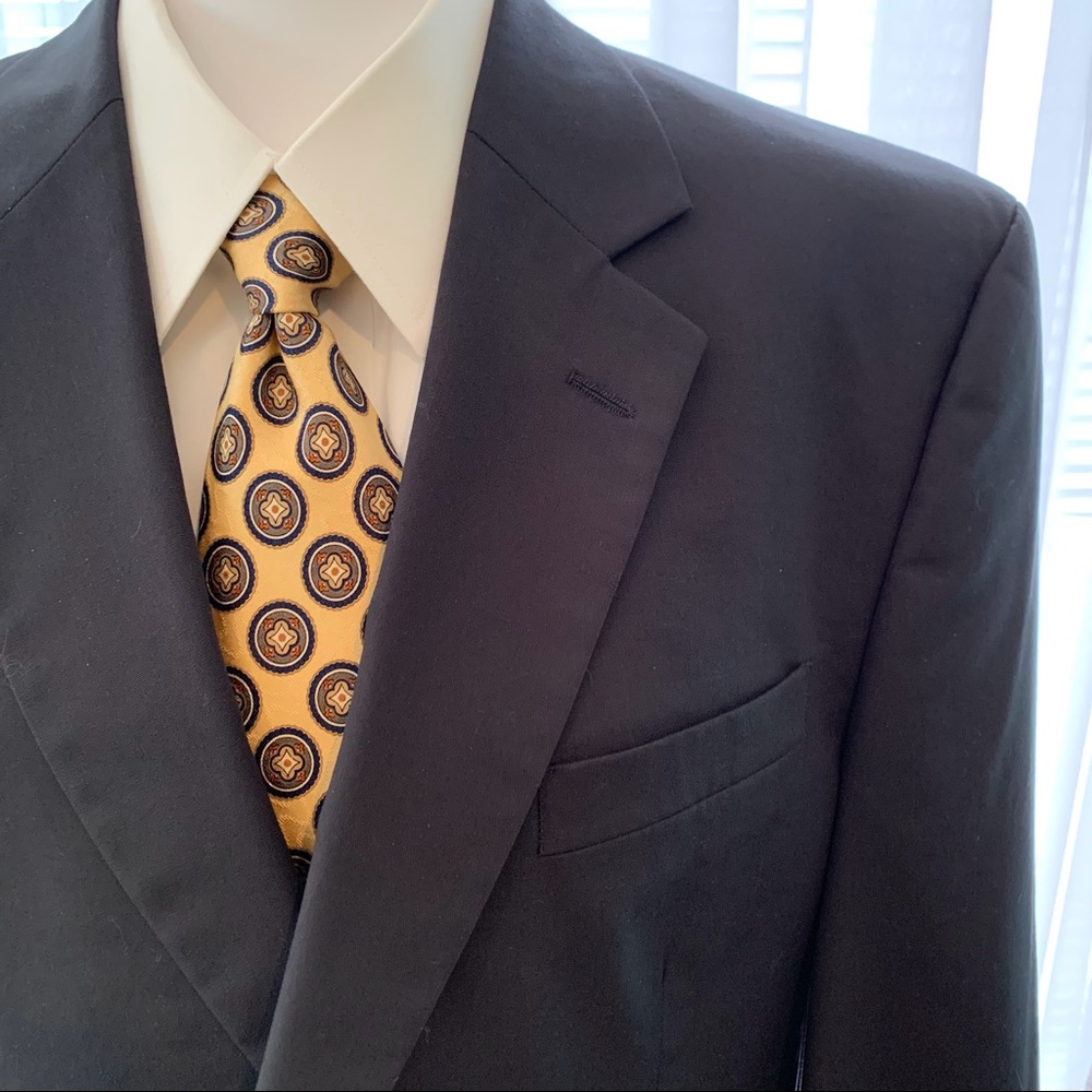 Classic Black Men's Blazer with Yellow Patterned Tie